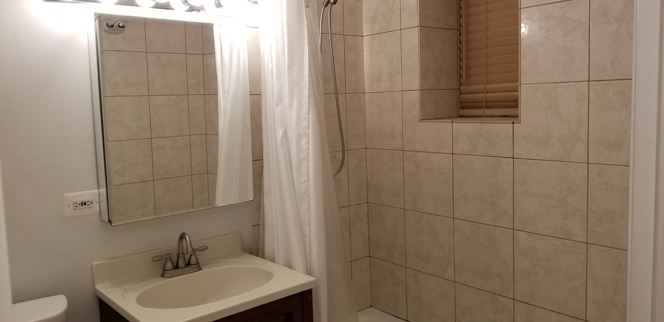 4923 N Kenmore Avenue Unit: G