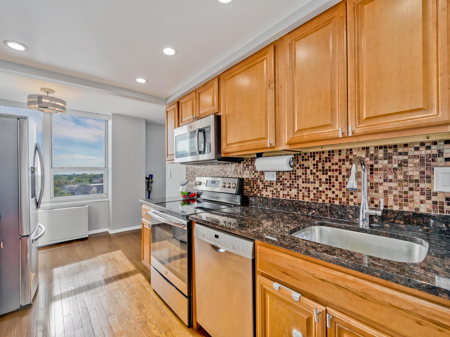 3925 Triumvera Drive Unit: 6C
