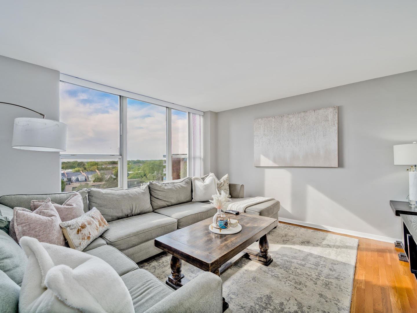 3925 Triumvera Drive Unit: 6C