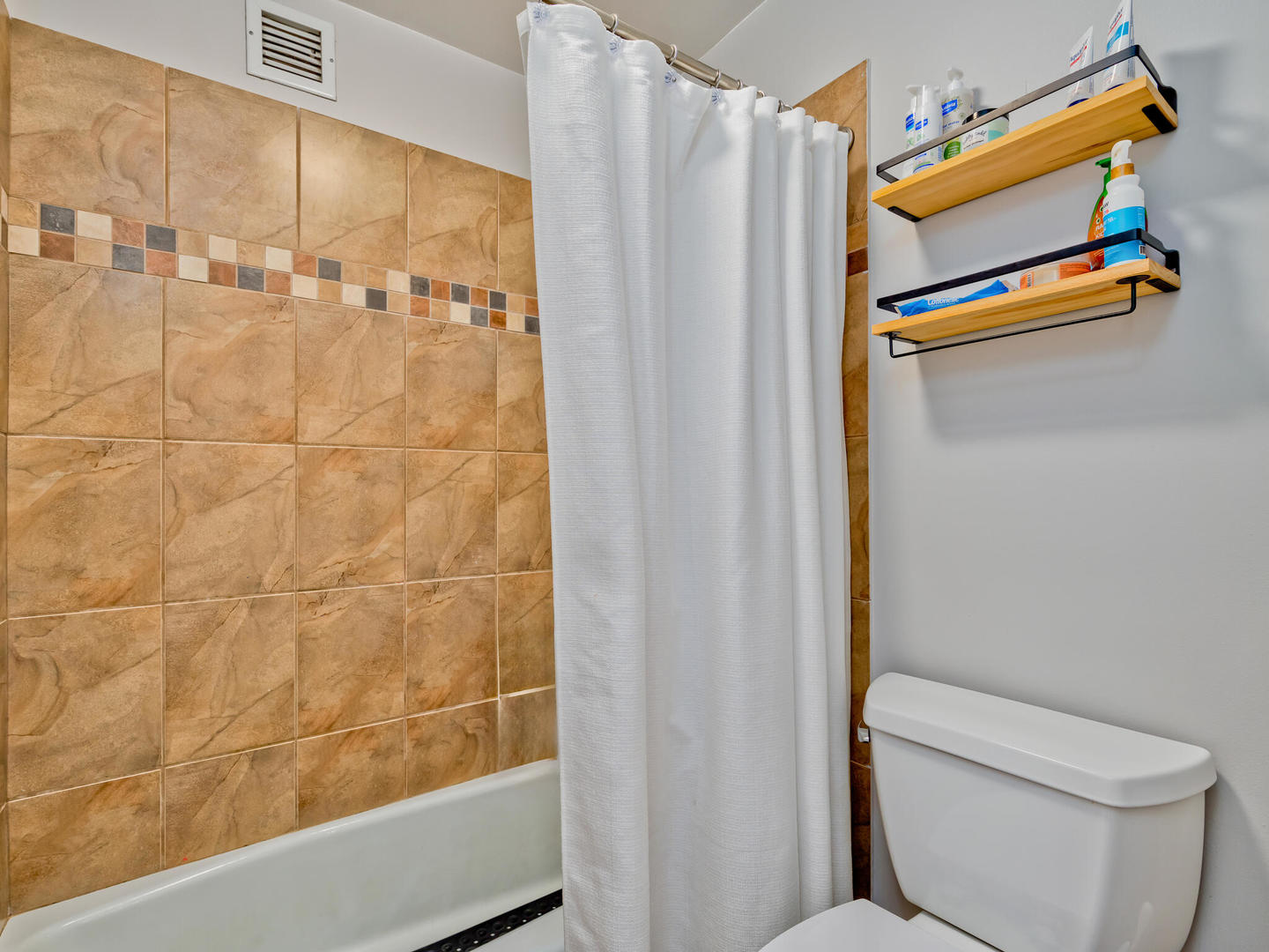 3925 Triumvera Drive Unit: 6C