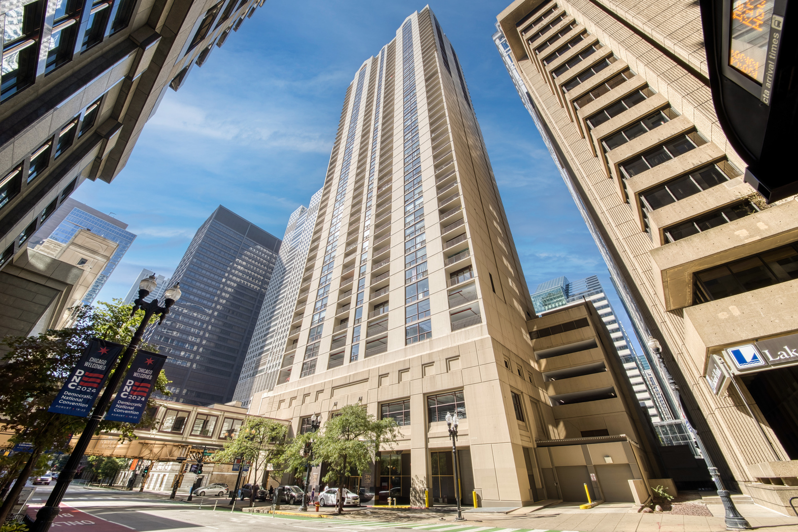 200 N Dearborn Street Unit: 3405