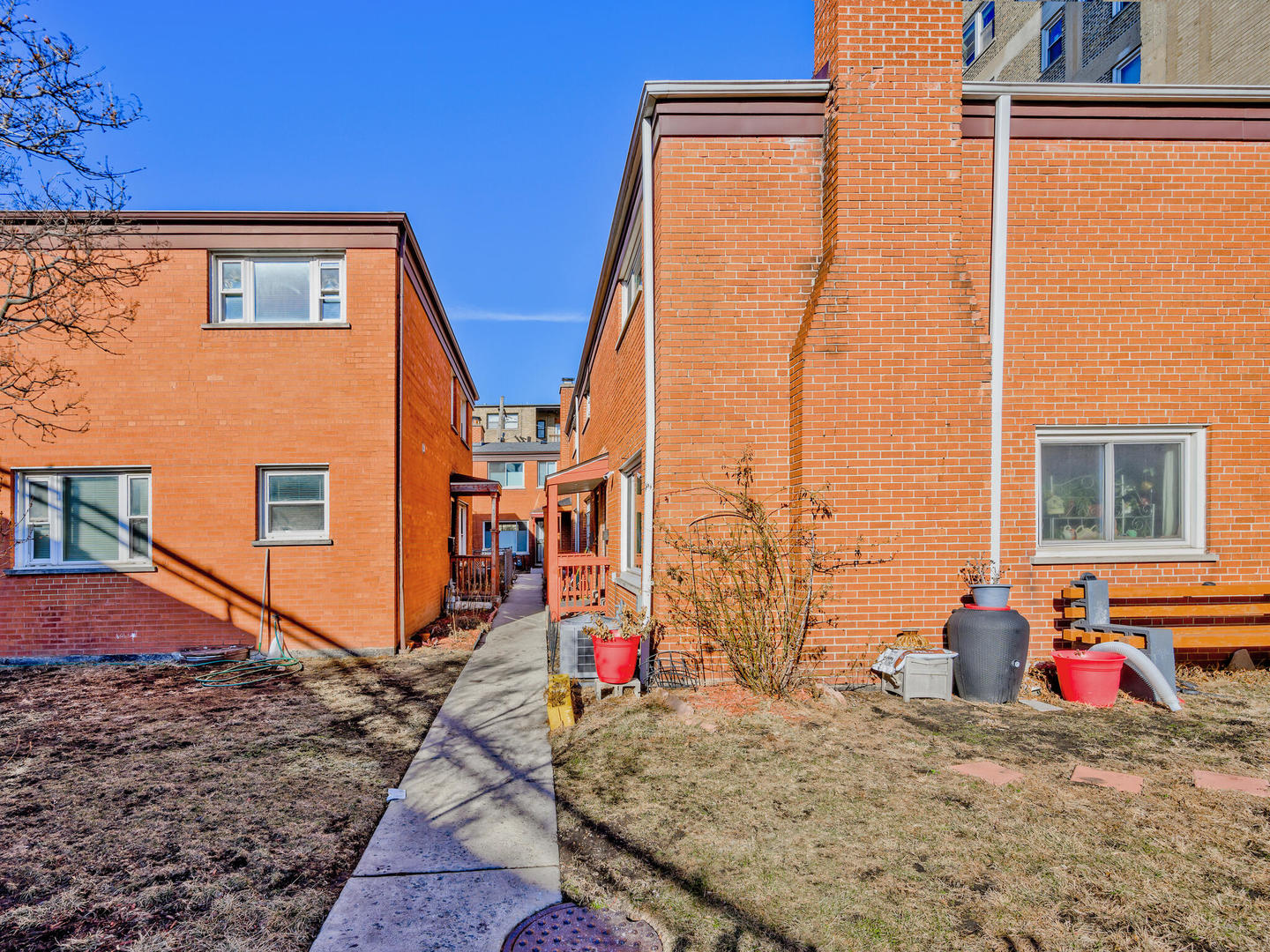 1416 W Chase Avenue Unit: A