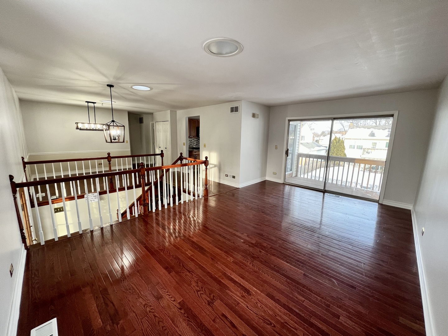 25 MONTEREY Drive