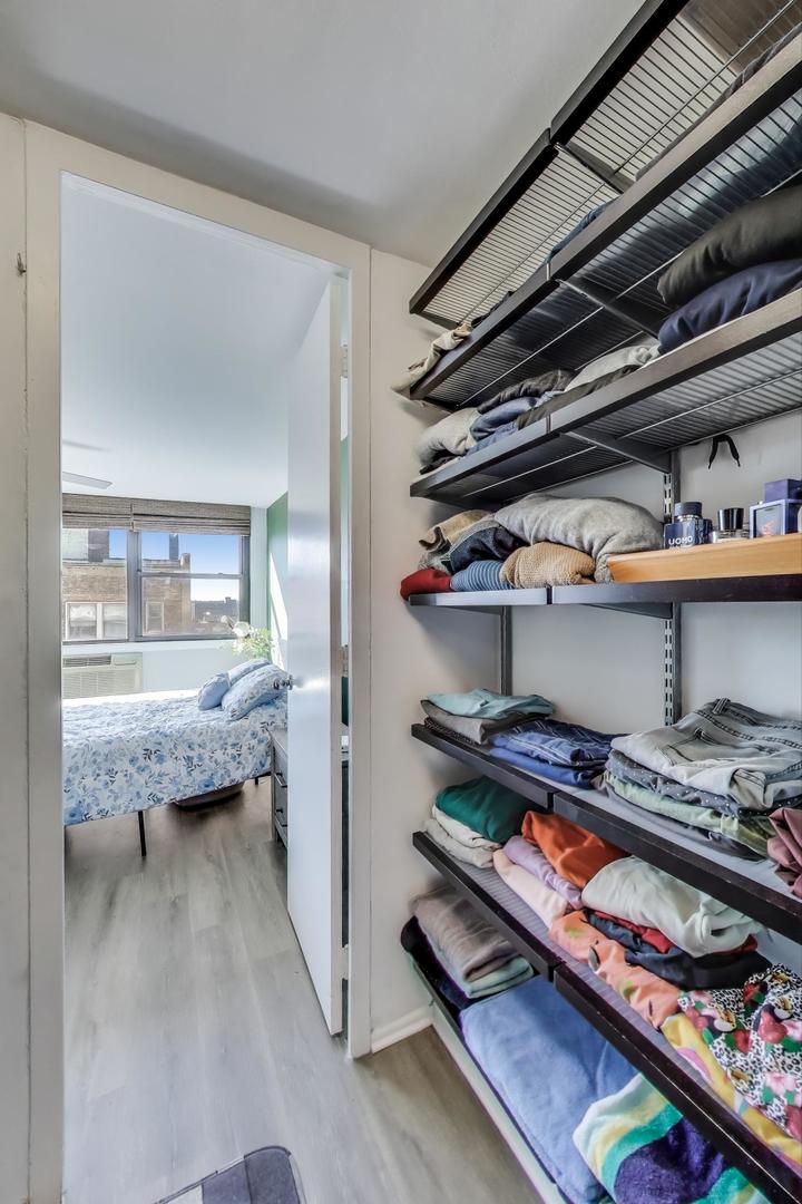 5740 N Sheridan Road Unit: 7D