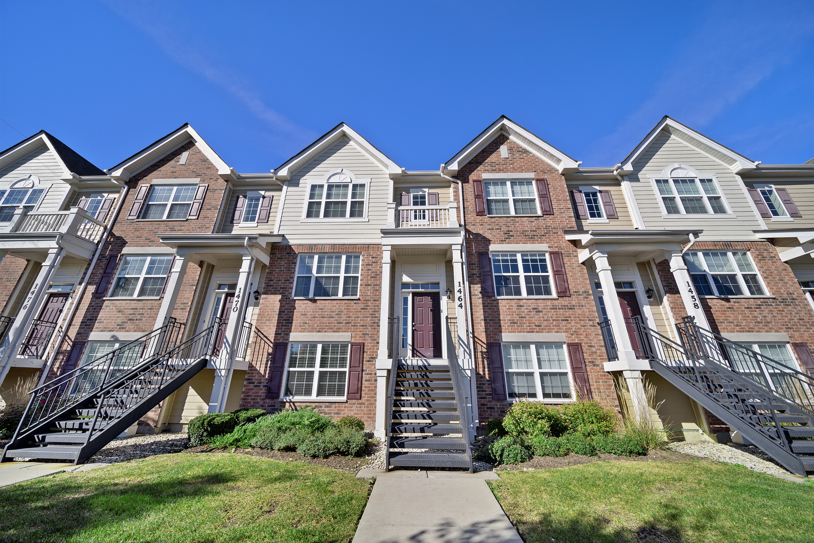 1464 Lakeridge Court