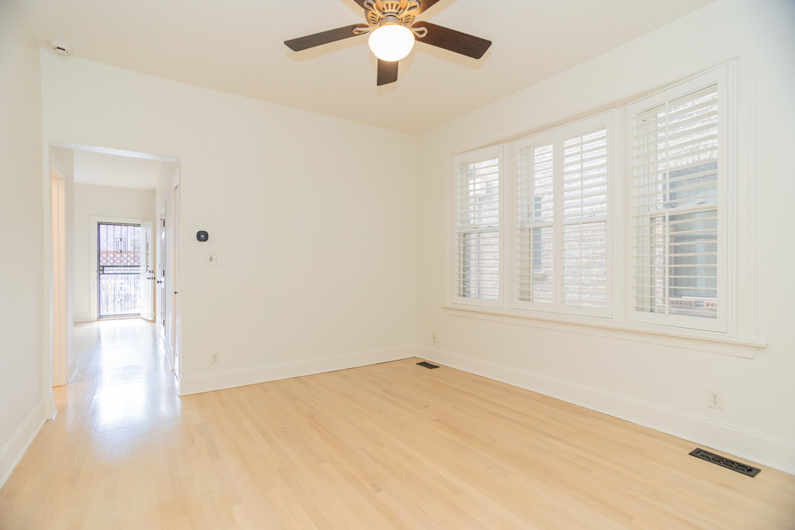 2315 W Thomas Street Unit: 1R