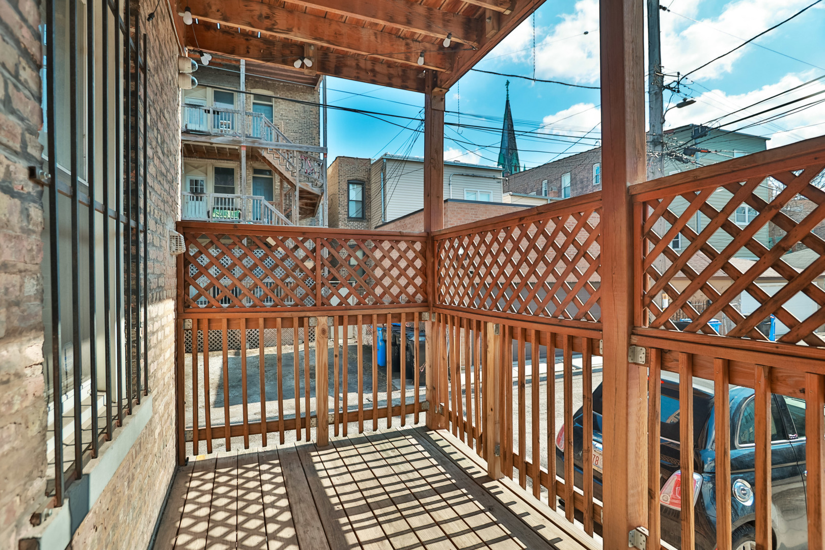 2315 W Thomas Street Unit: 1R