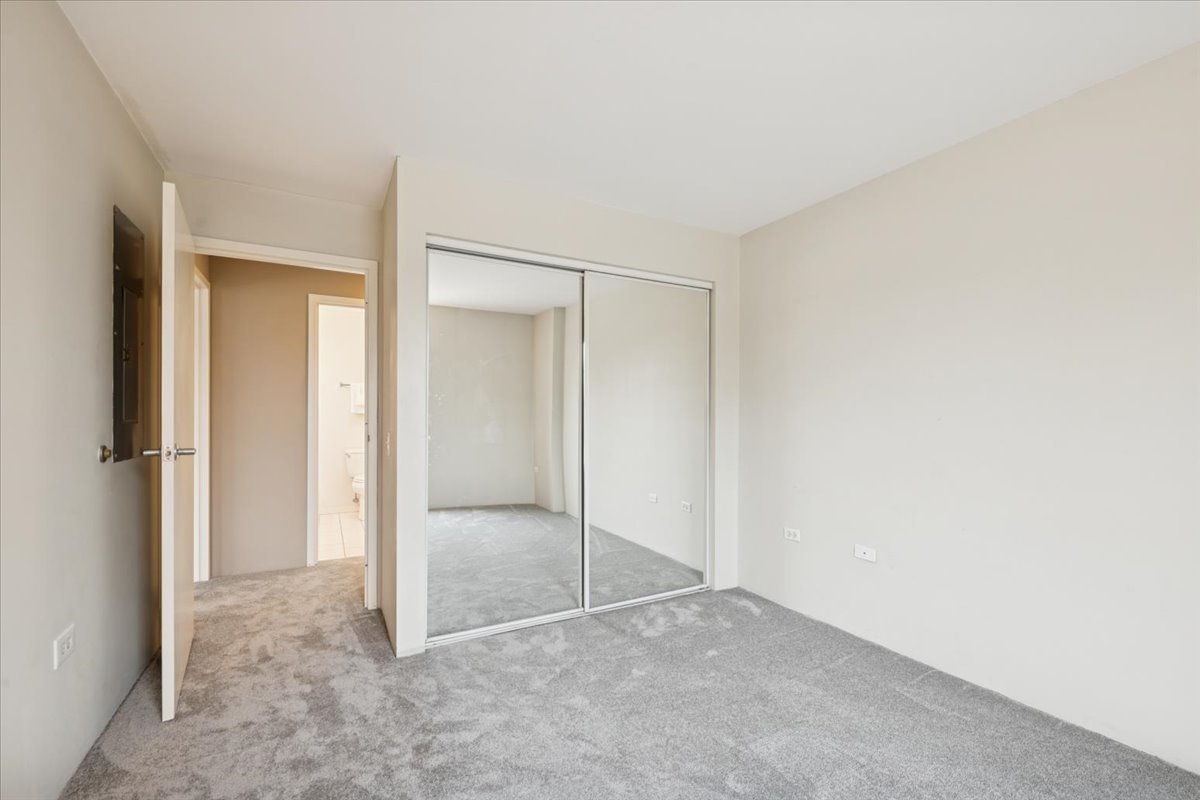 1800 Dewes Street Unit: 305