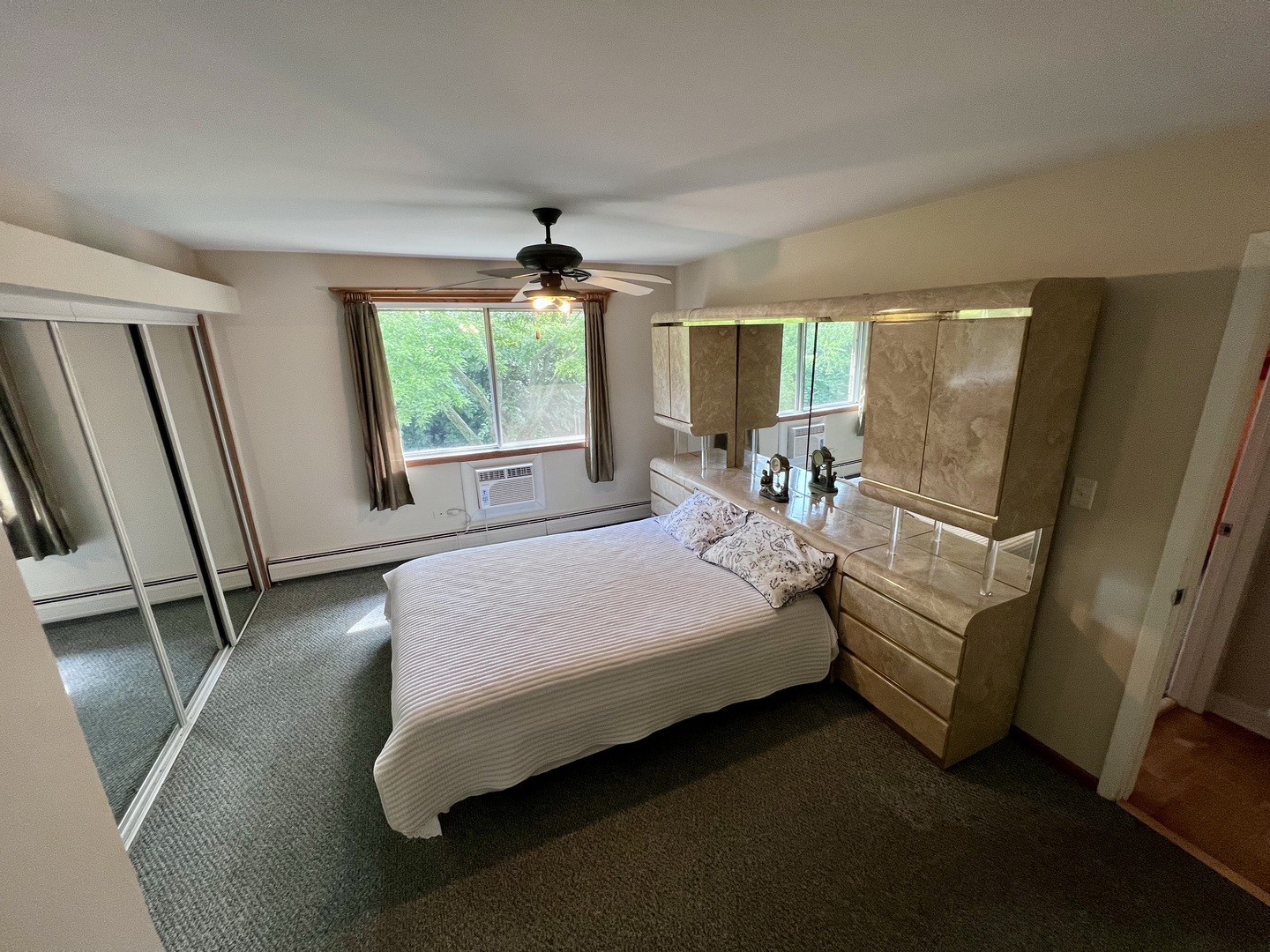 3415 83rd Street Unit: E16