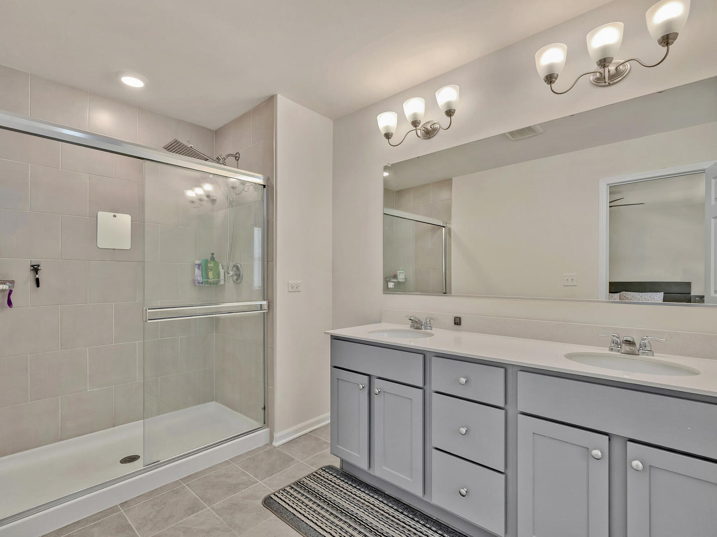 1617 Albany Street Unit: 1617