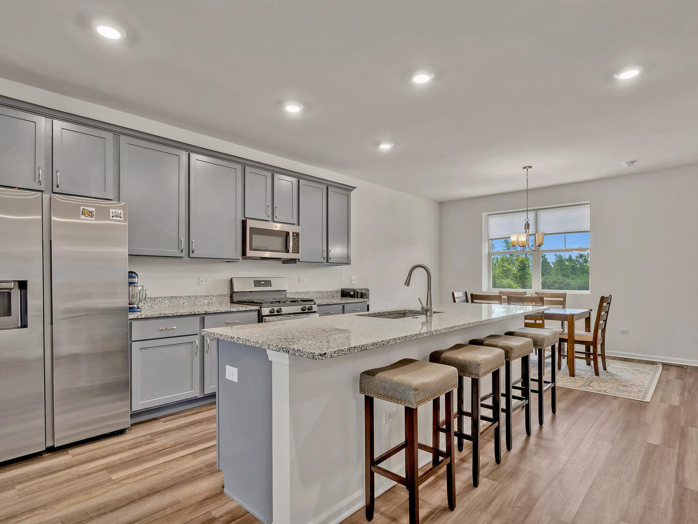 1617 Albany Street Unit: 1617