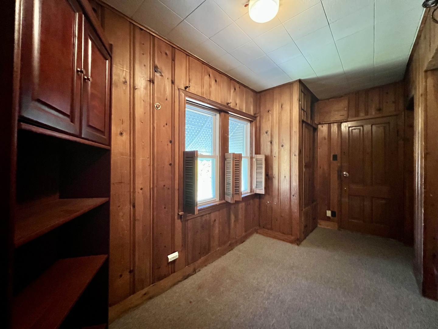4310 N MASON Avenue Unit: 1