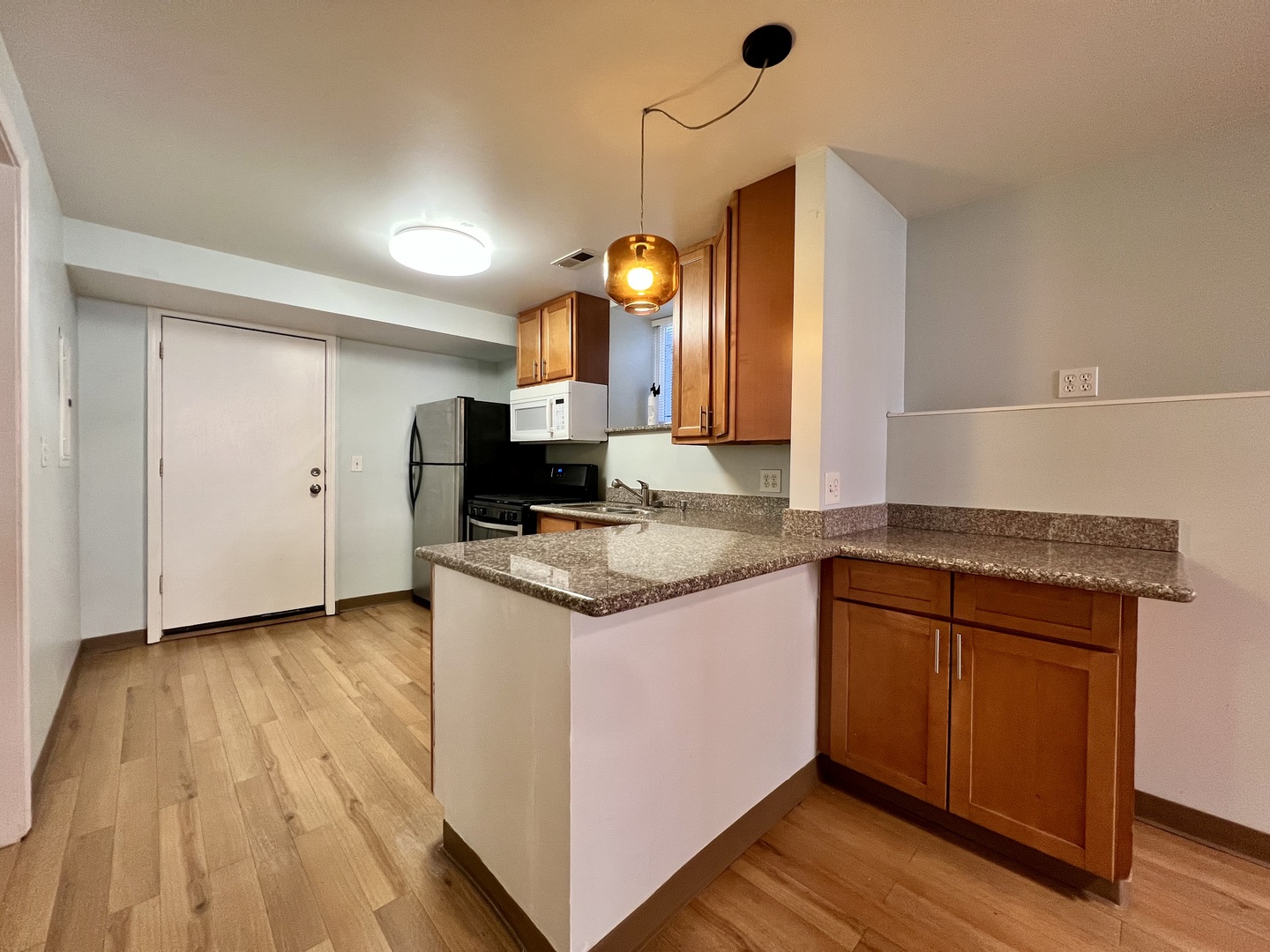 2915 N Lawndale Avenue Unit: 0