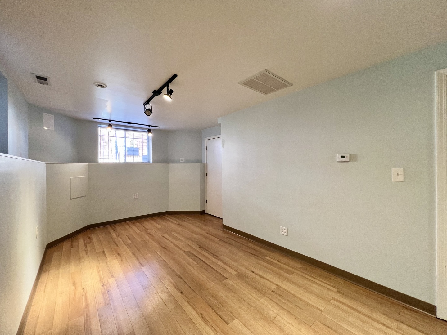 2915 N Lawndale Avenue Unit: 0