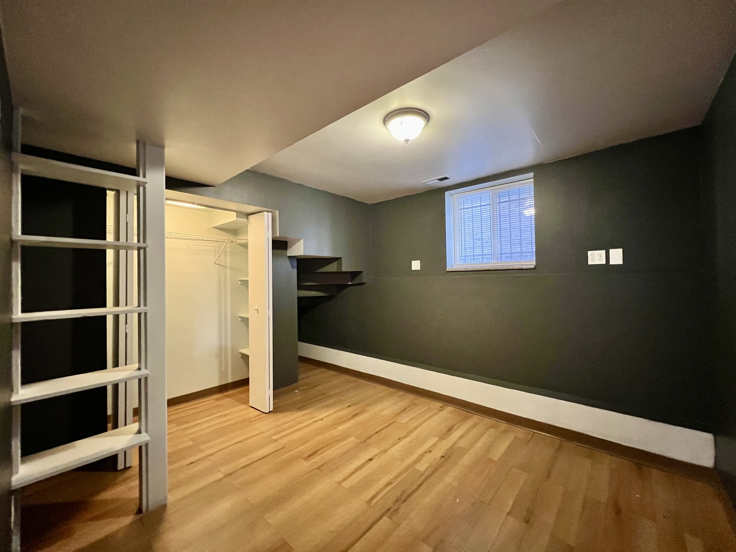 2915 N Lawndale Avenue Unit: 0