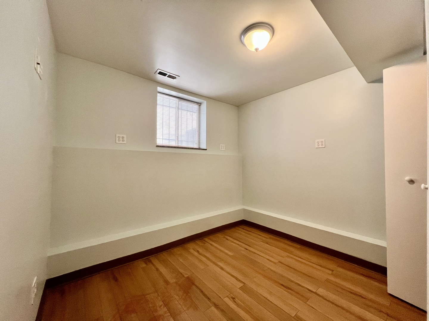 2915 N Lawndale Avenue Unit: 0