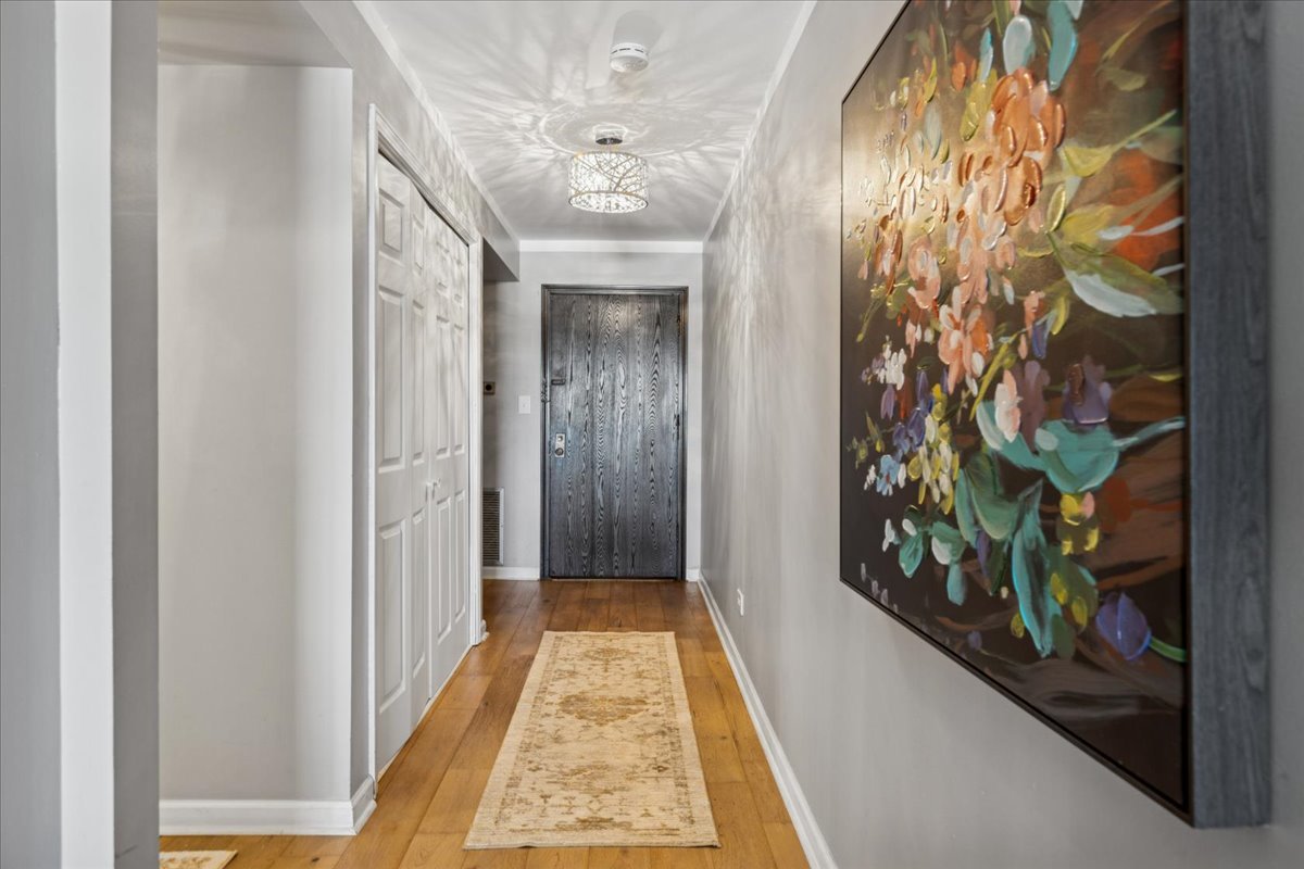 9242 Gross Point Road Unit: 402