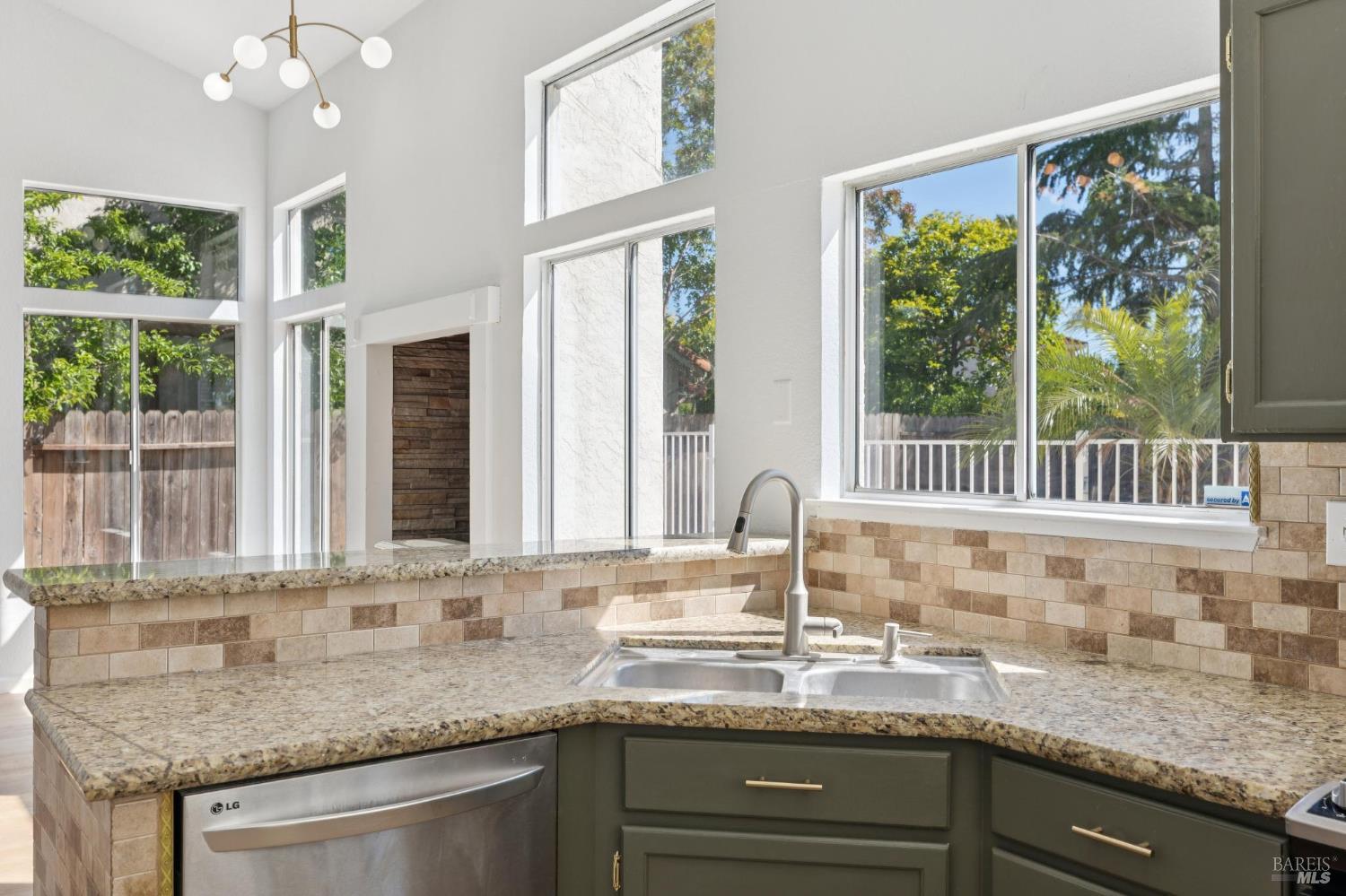 2766 Peppertree Drive