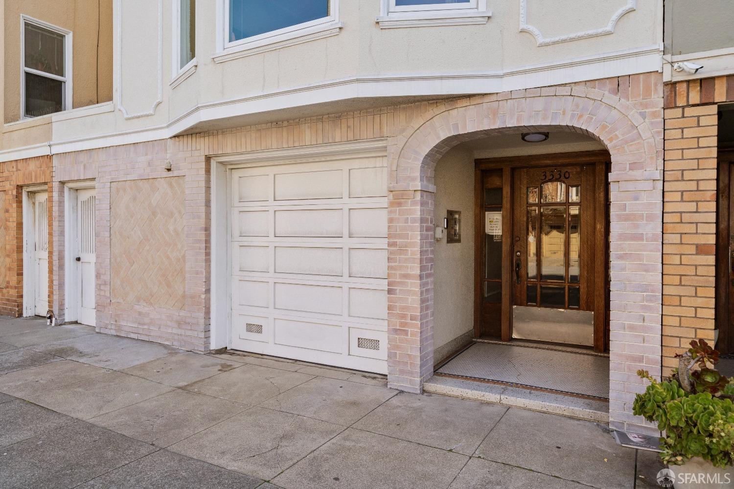 3330 Octavia Street # 1