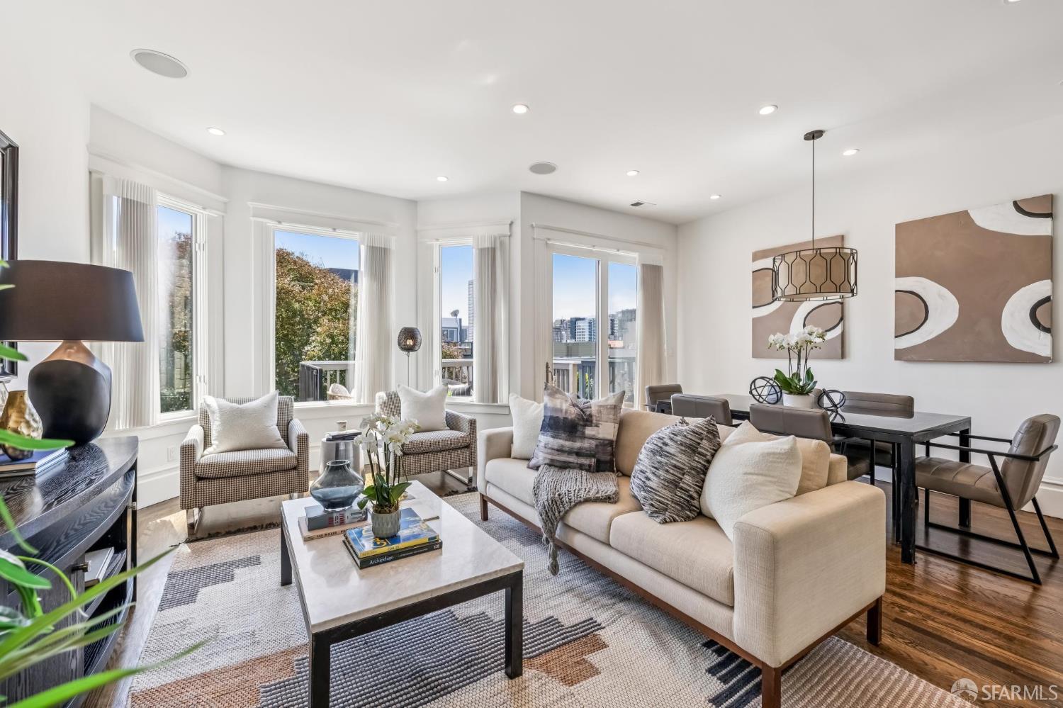 1653 Washington Street