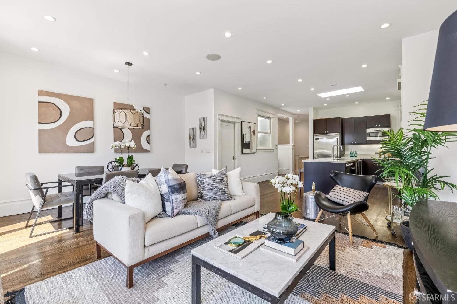 1653 Washington Street