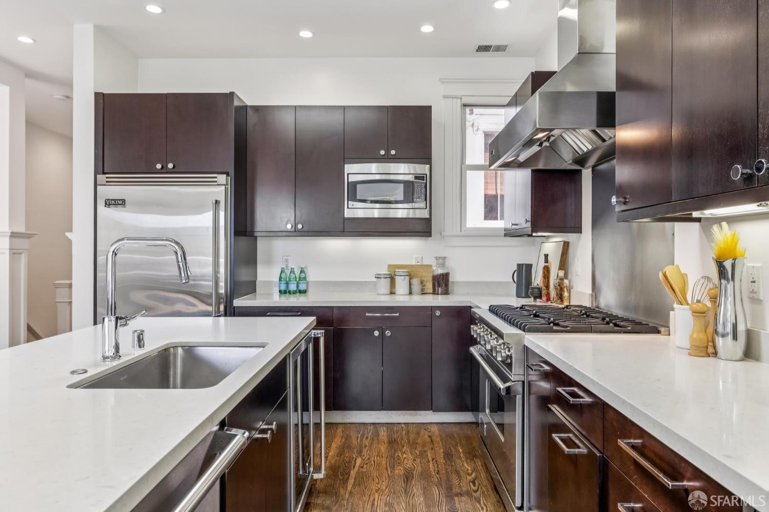 1653 Washington Street