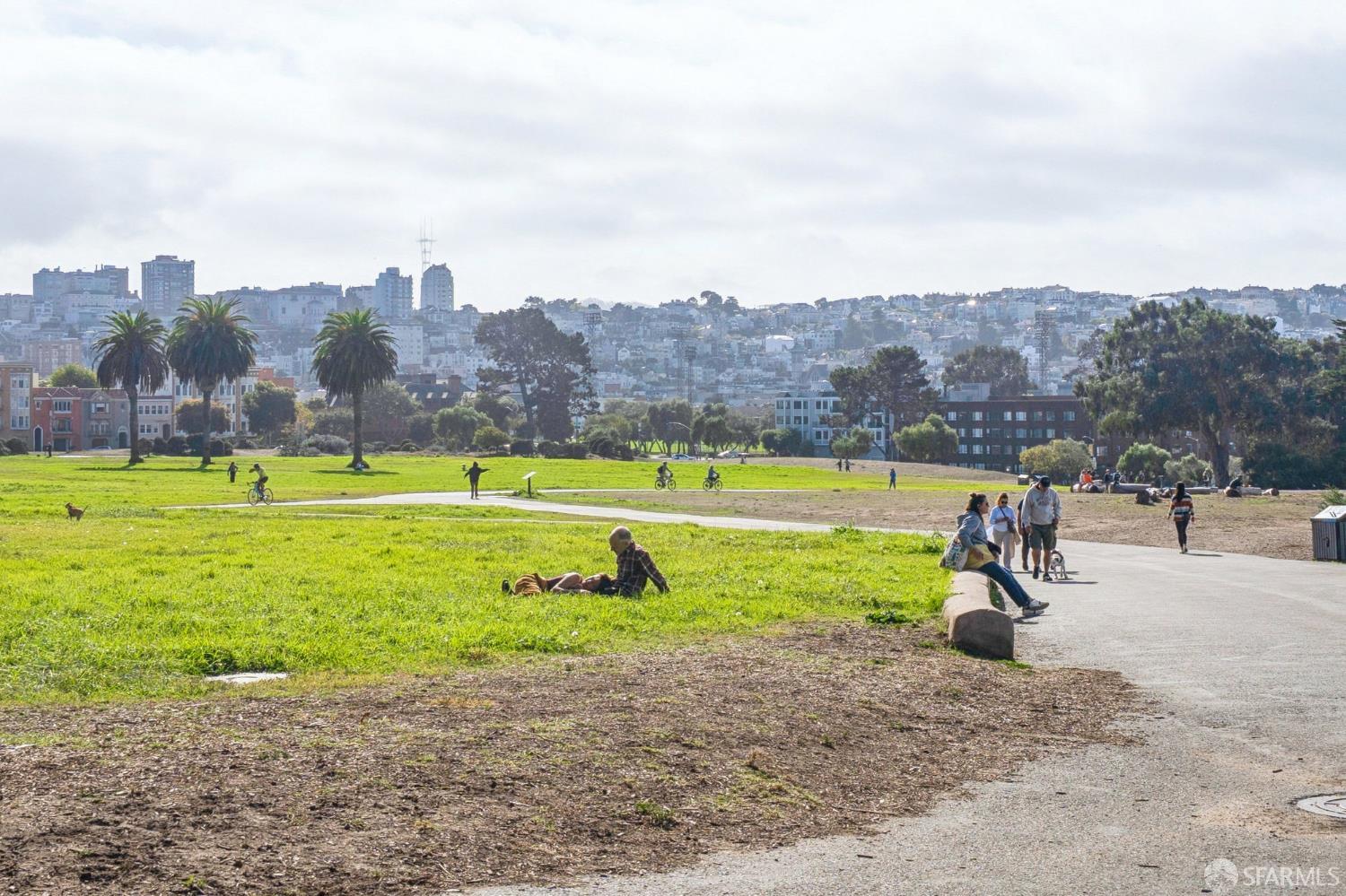 3044 Franklin Street # 102