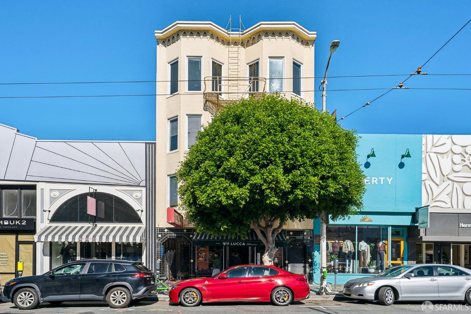 3044 Franklin Street # 102