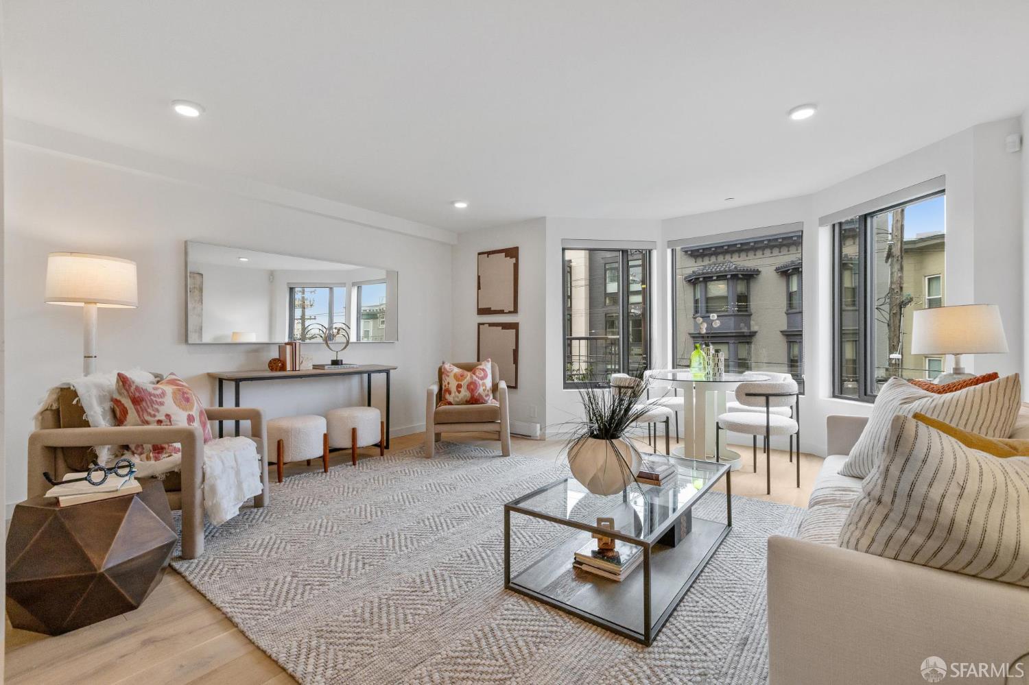 1624 Larkin Street # 4