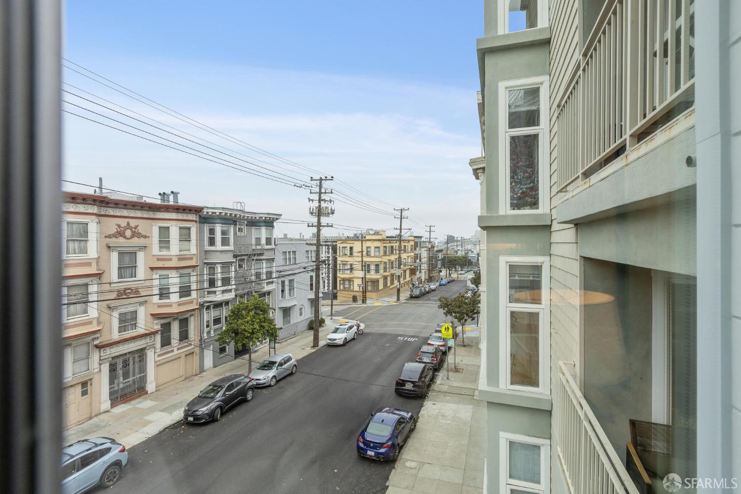 1624 Larkin Street # 4