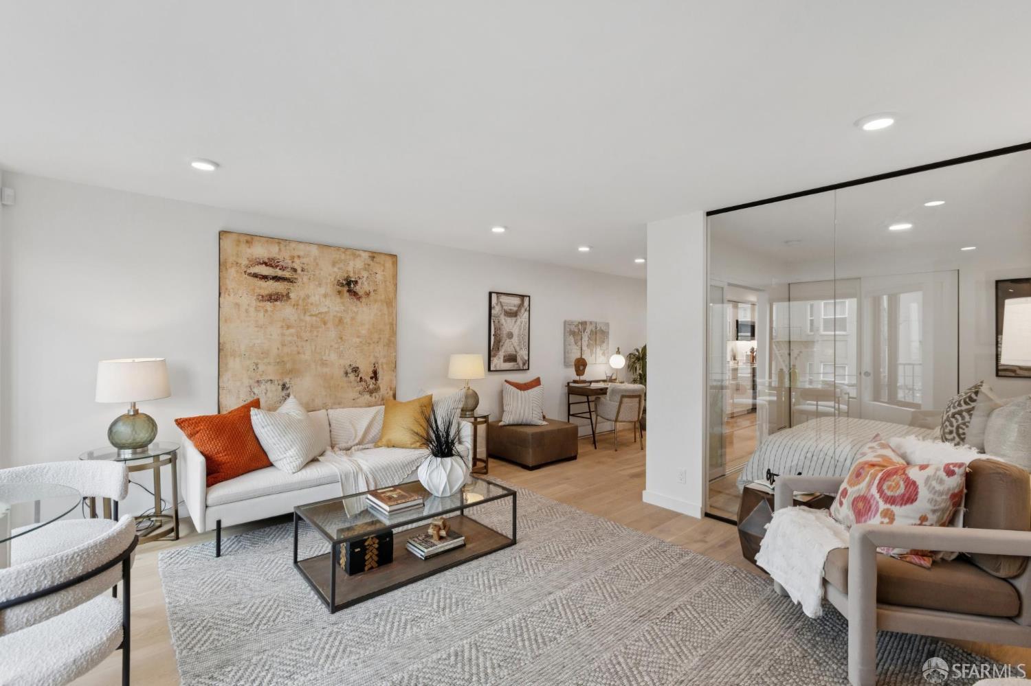 1624 Larkin Street # 4