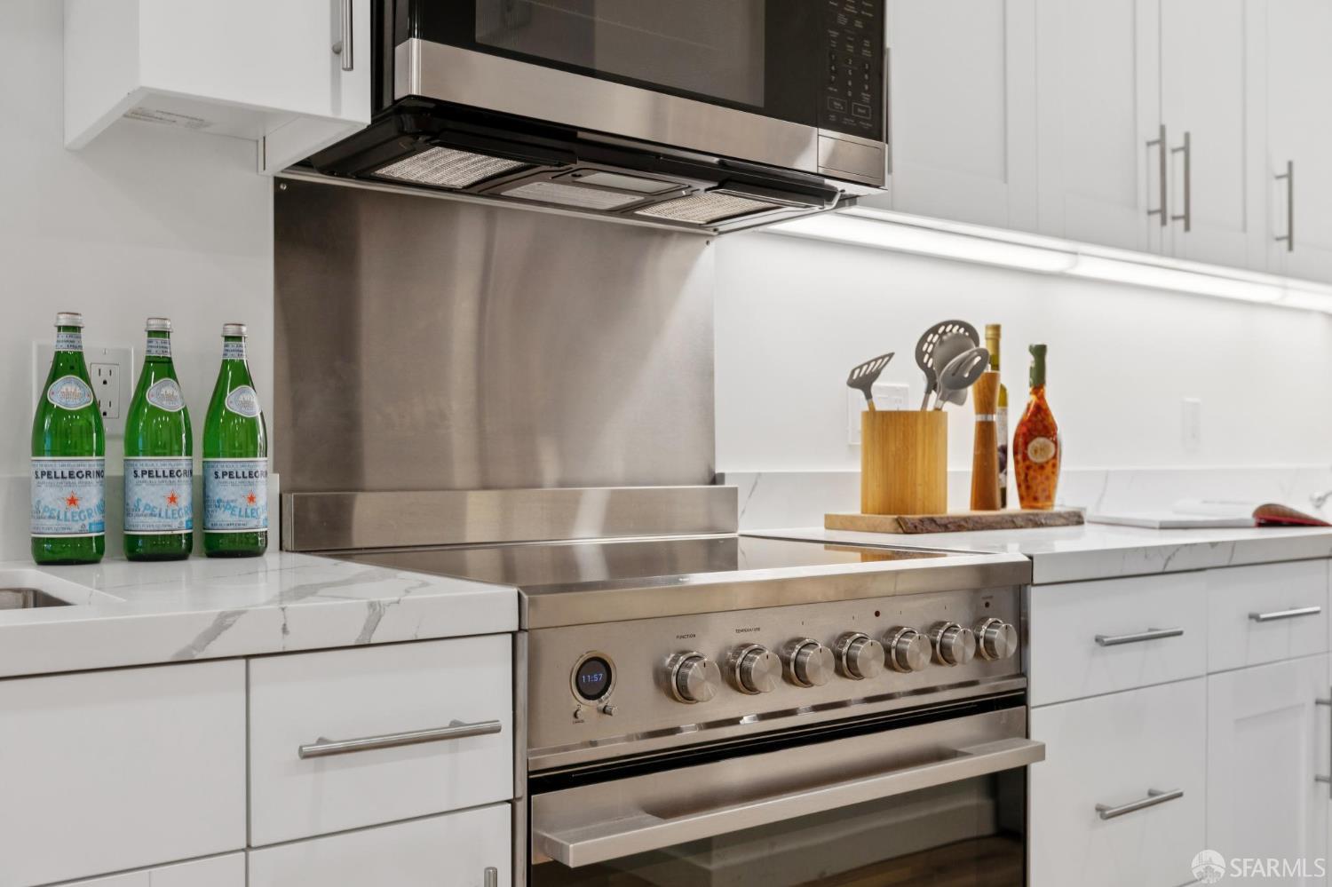 1624 Larkin Street # 4