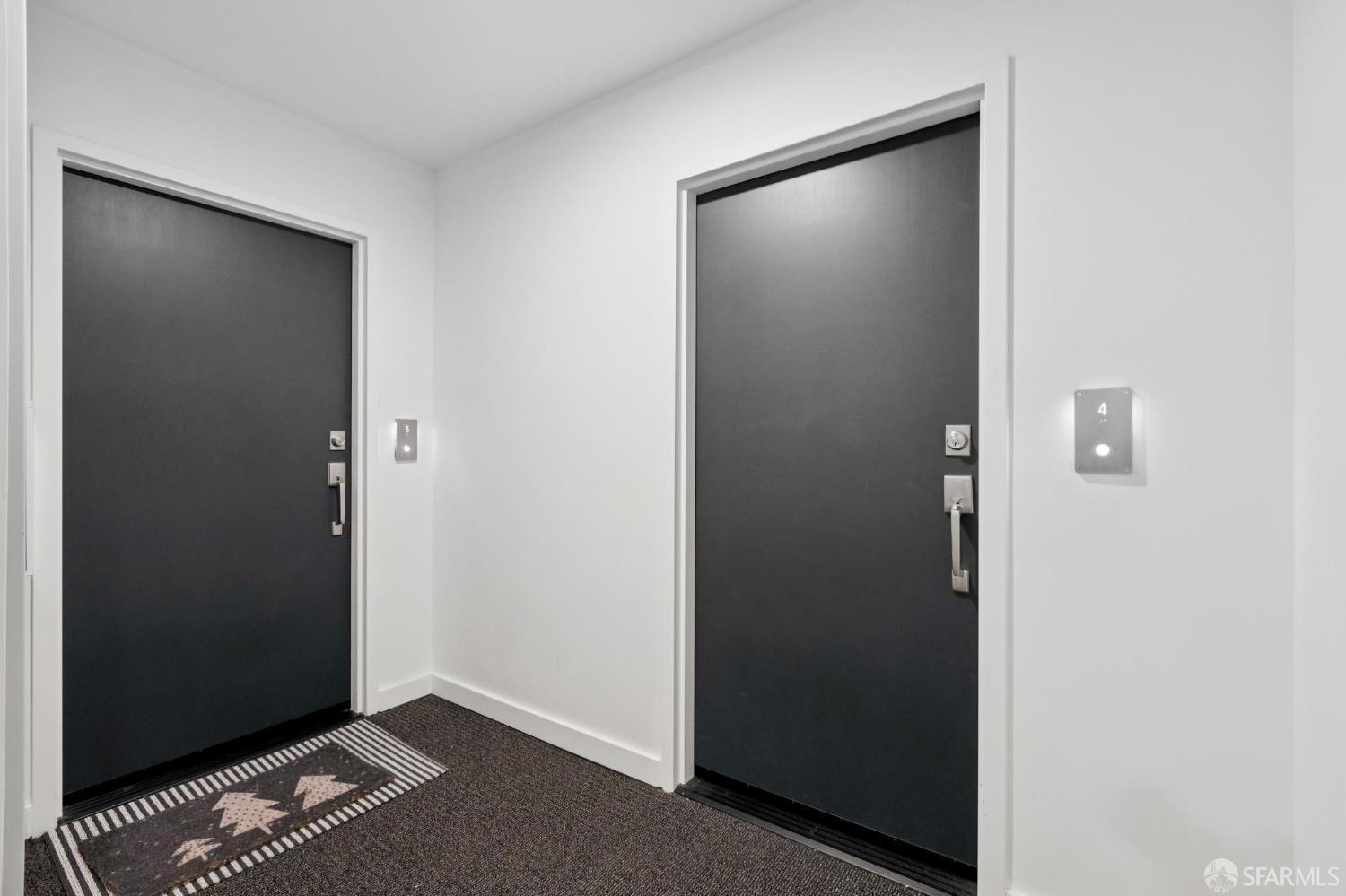 1624 Larkin Street # 4