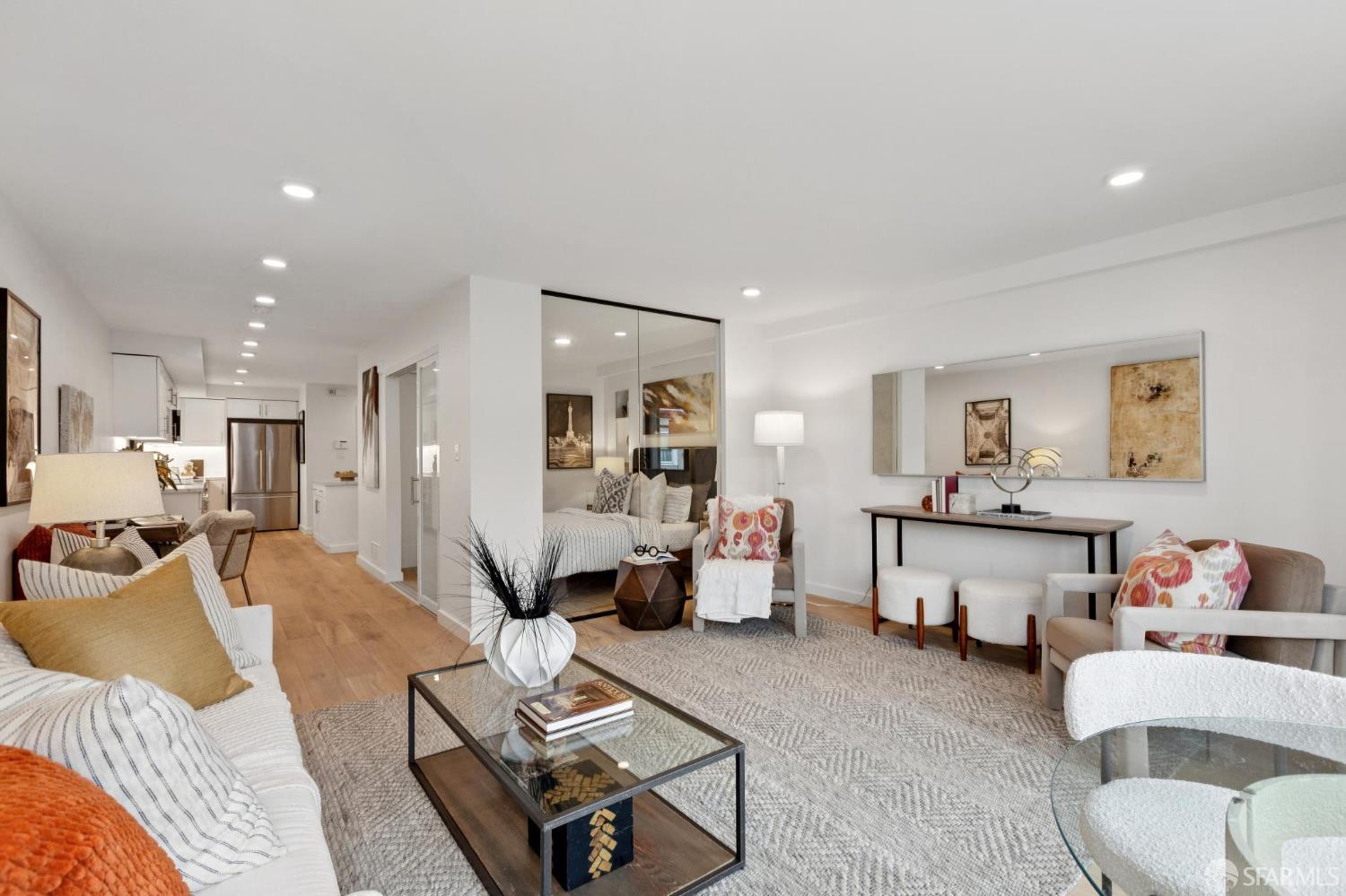 1624 Larkin Street # 4