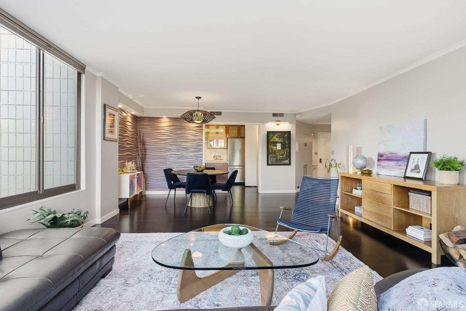 152 Lombard Street # 405