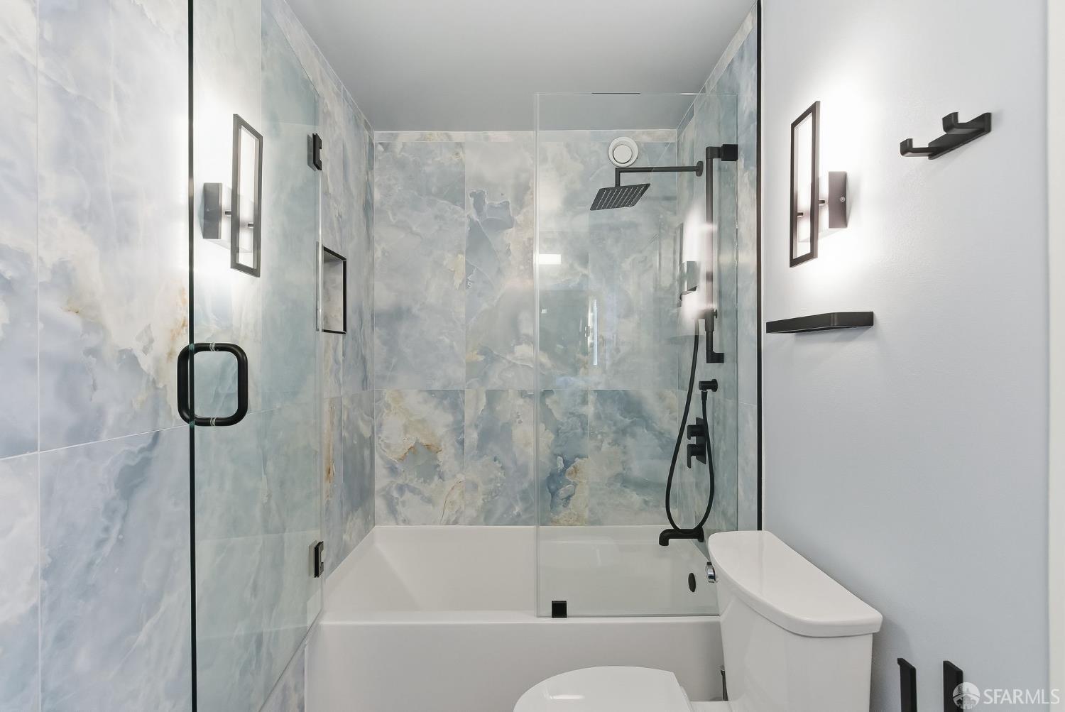 152 Lombard Street # 405