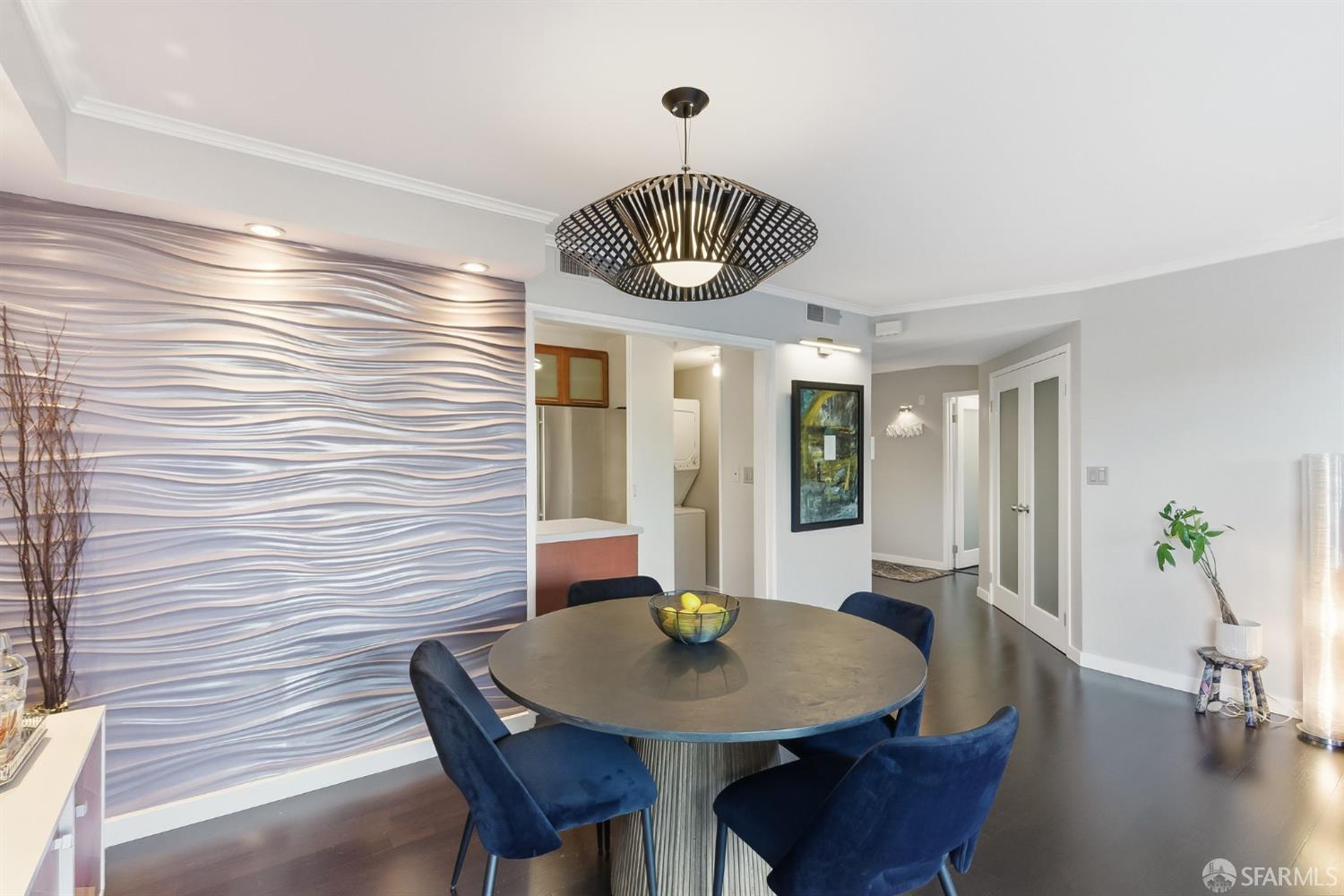 152 Lombard Street # 405