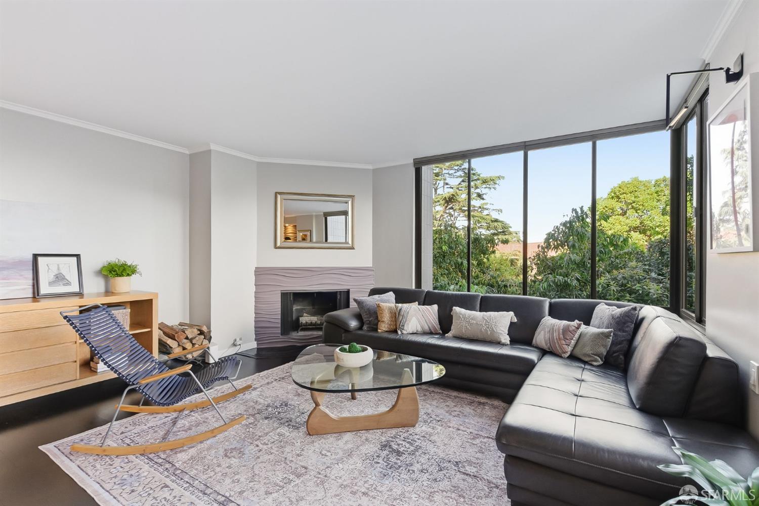 152 Lombard Street # 405