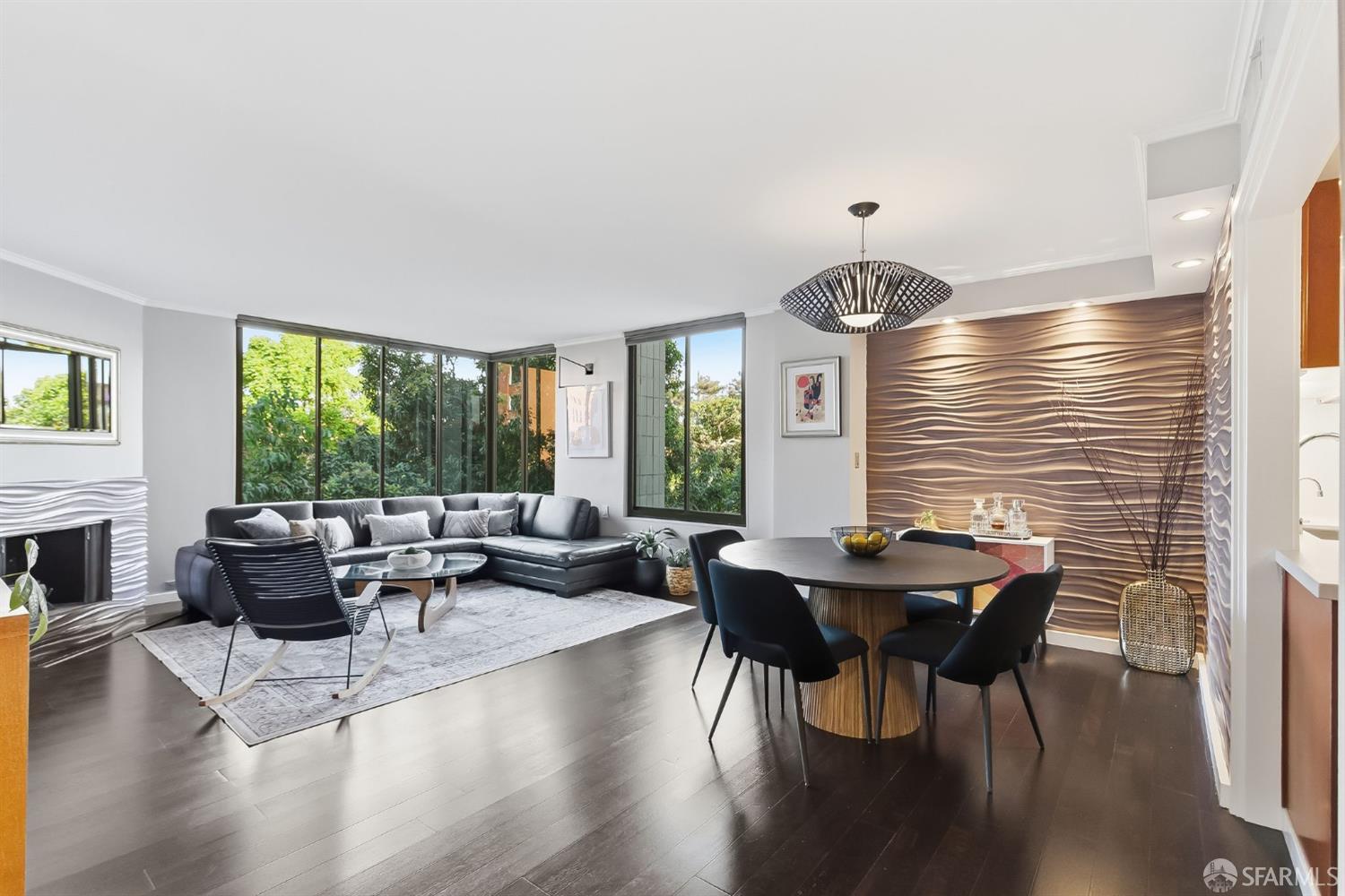 152 Lombard Street # 405