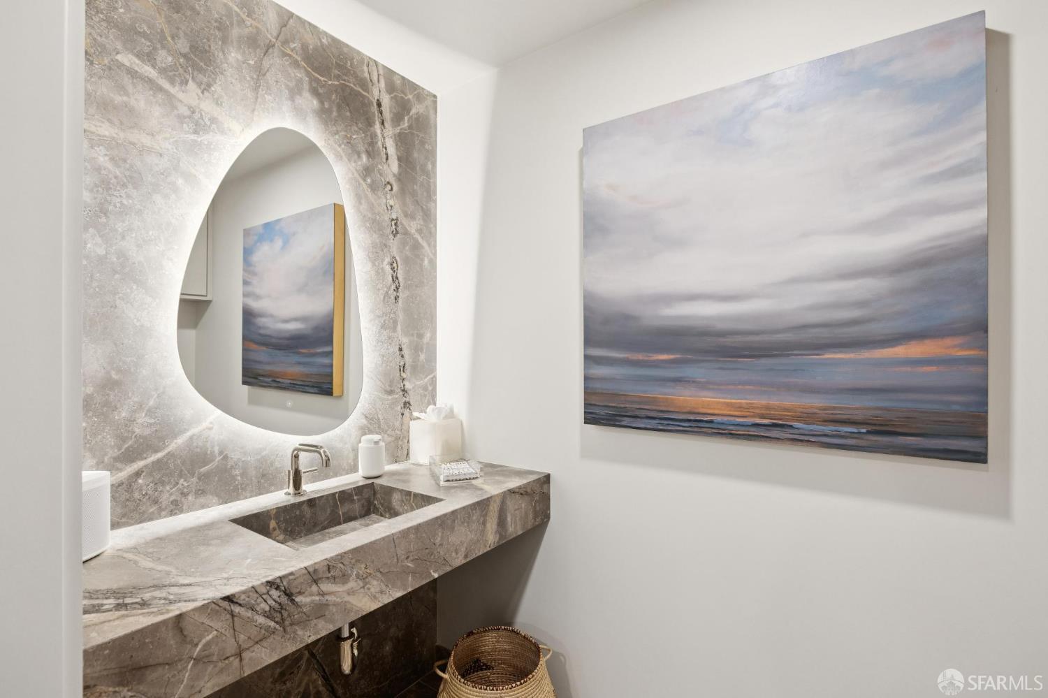 2525 Van Ness Avenue # 604