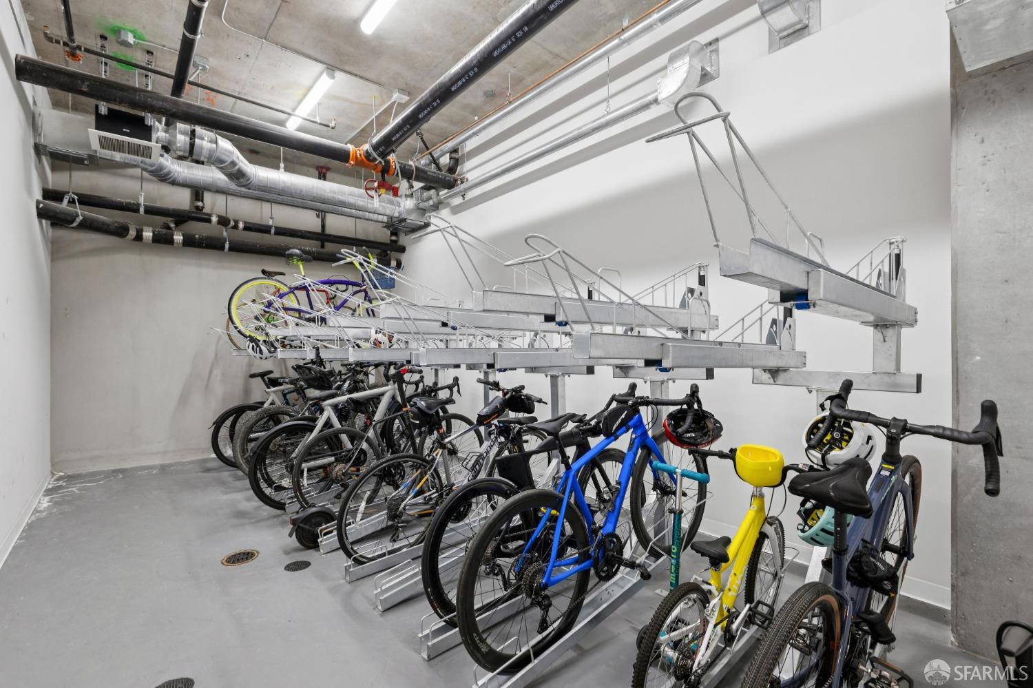 2525 Van Ness Avenue # 604