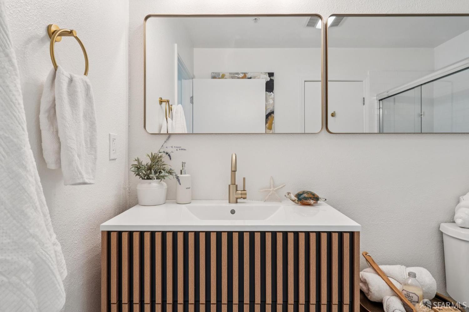 8200 Oceanview Terrace # 414