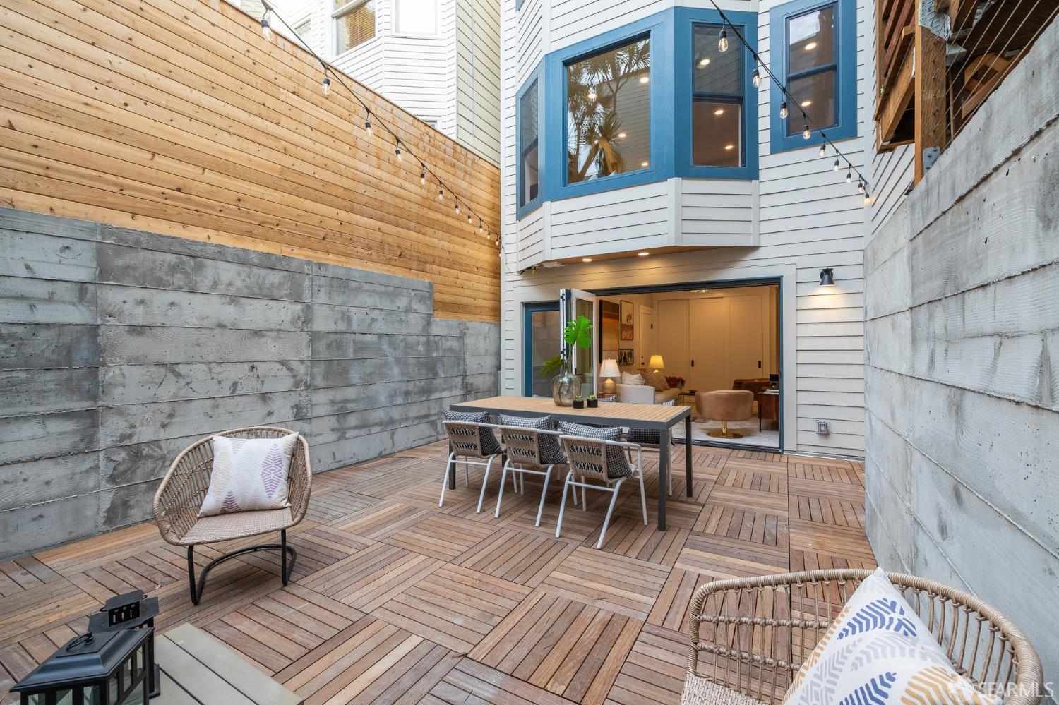 113 Pierce Street
