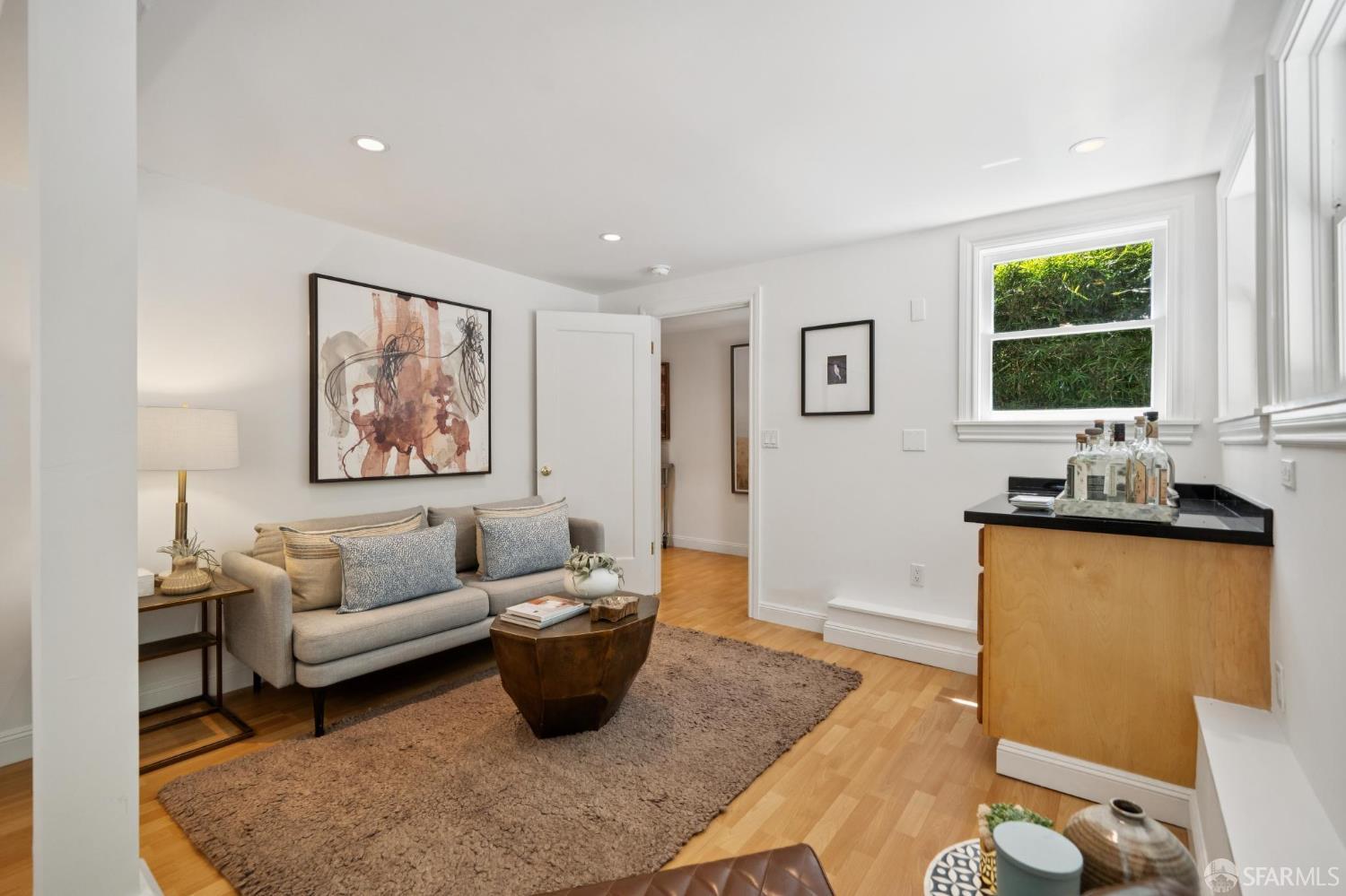 17 Paradise Avenue