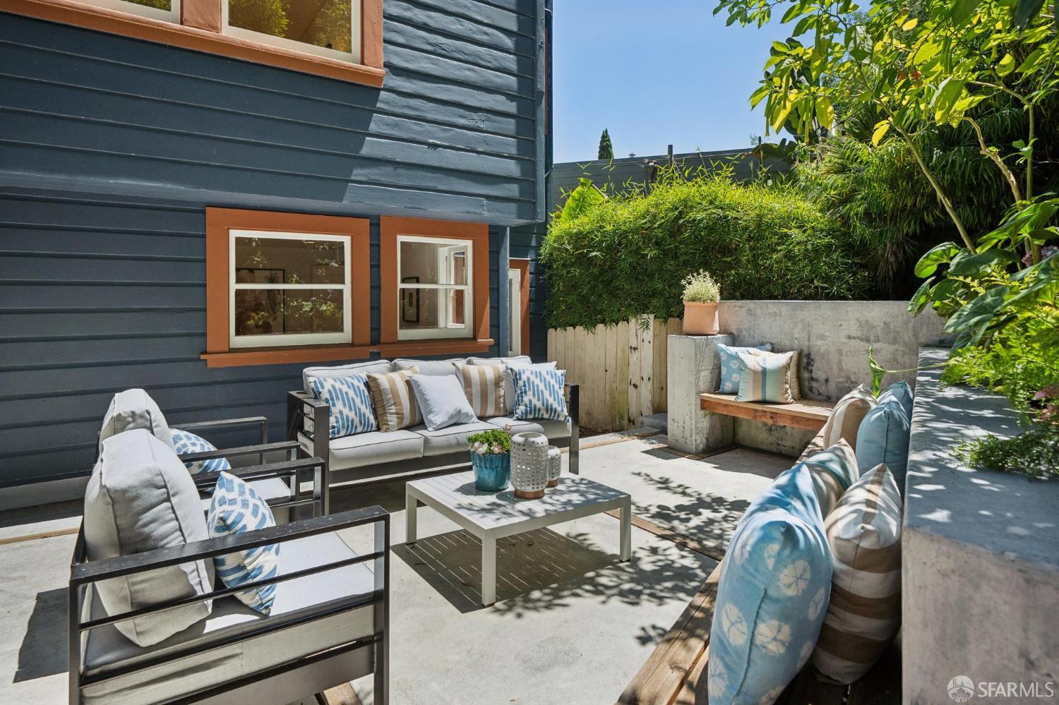 17 Paradise Avenue