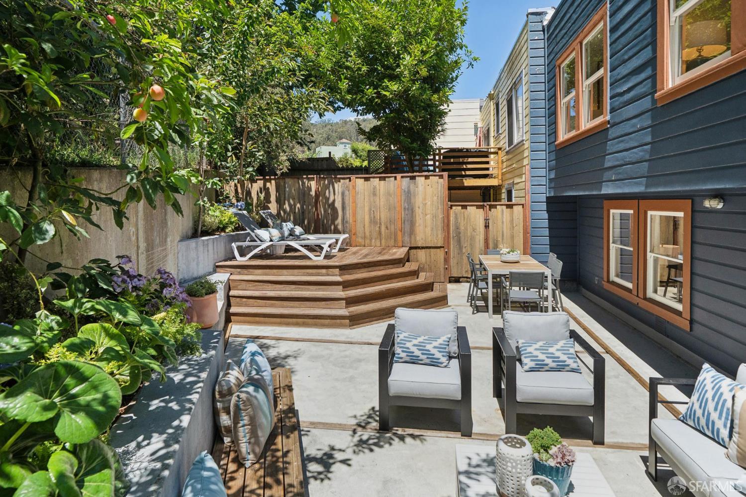 17 Paradise Avenue