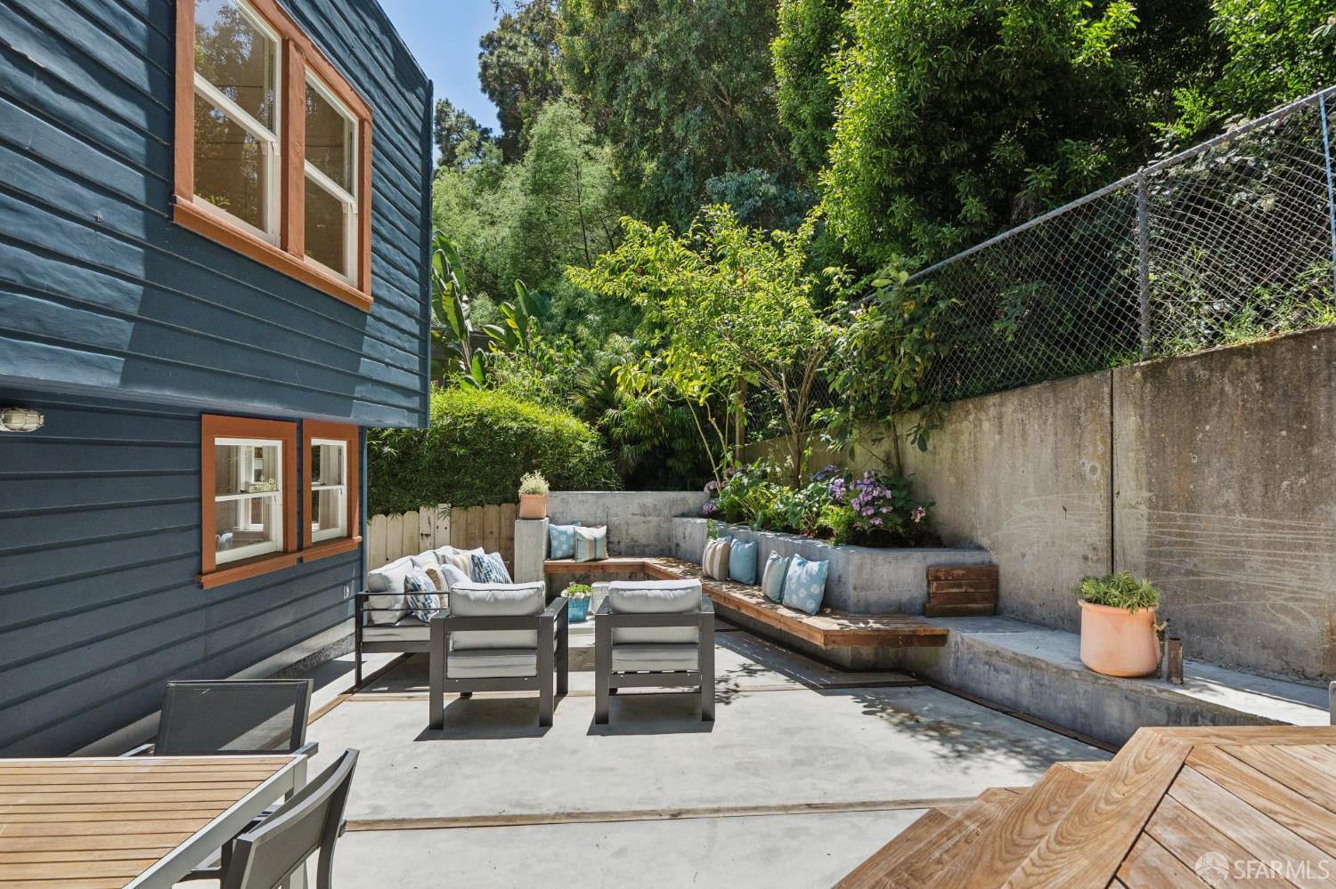 17 Paradise Avenue