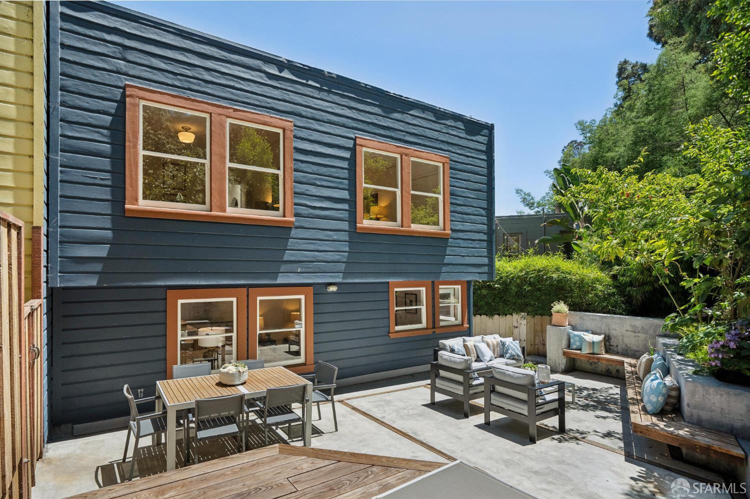 17 Paradise Avenue