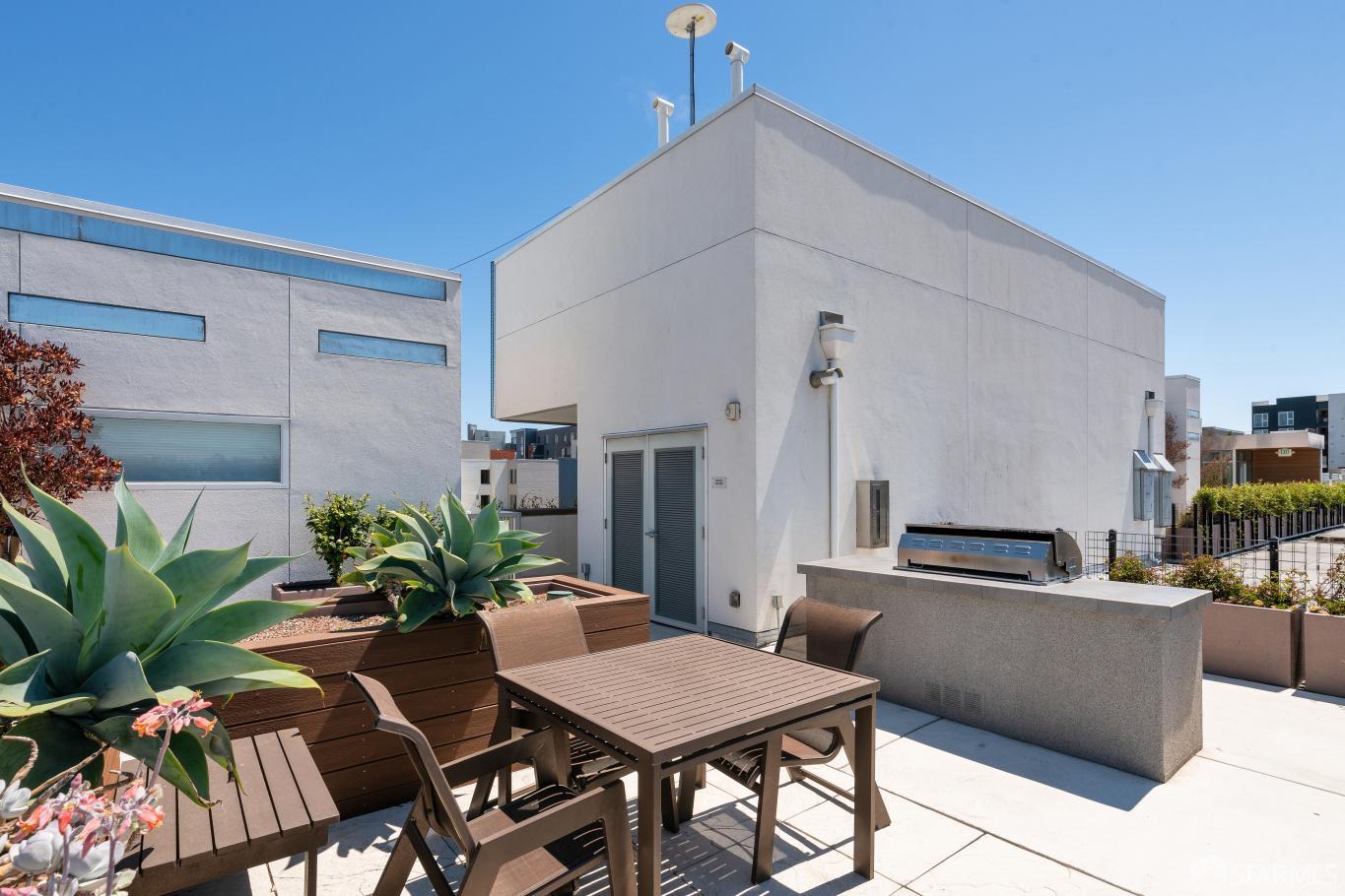 451 Donahue Street # 414