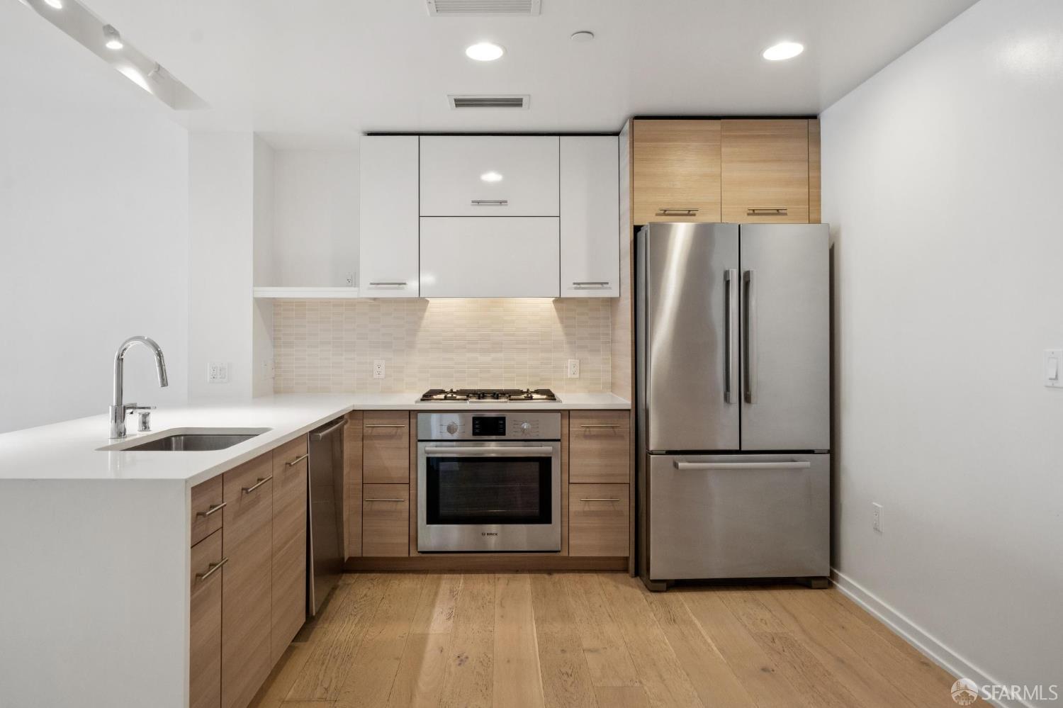 451 Donahue Street # 414